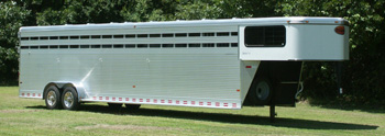 Sunlite 710 - Painted Aluminum Slant Load Gooseneck Horse Trailer