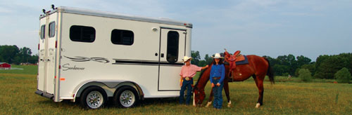 Sunlite 727 - Painted Aluminum Slant Load Horse Trailer