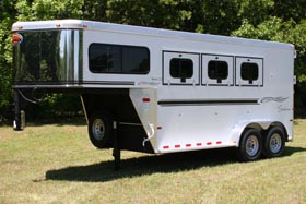 Sunlite 728 - Painted Aluminum Slant Load Gooseneck Horse Trailer