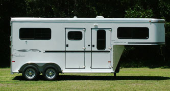 Sunlite 777 - Painted Aluminum Straight Load Gooseneck Horse Trailer